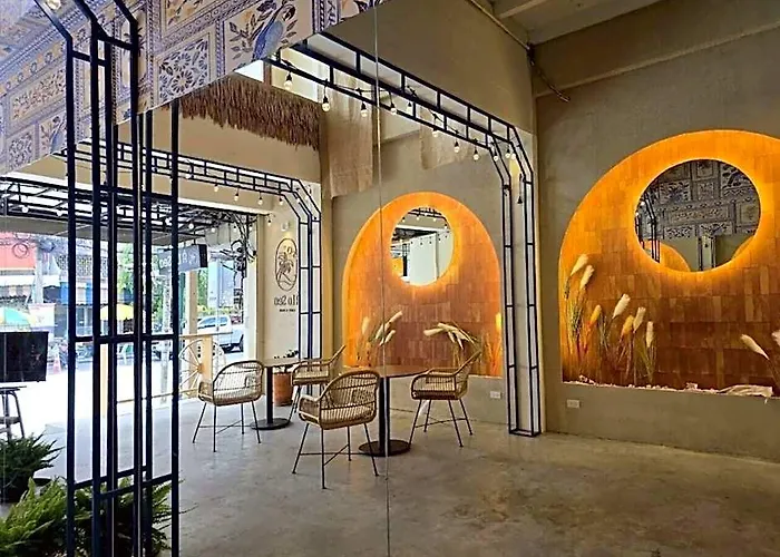 De Sea Poshtel